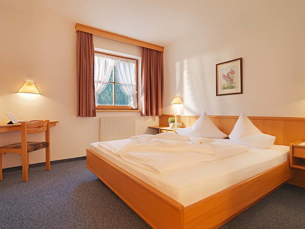 Landhaus Strolz Sankt Anton am Arlberg Ruang foto