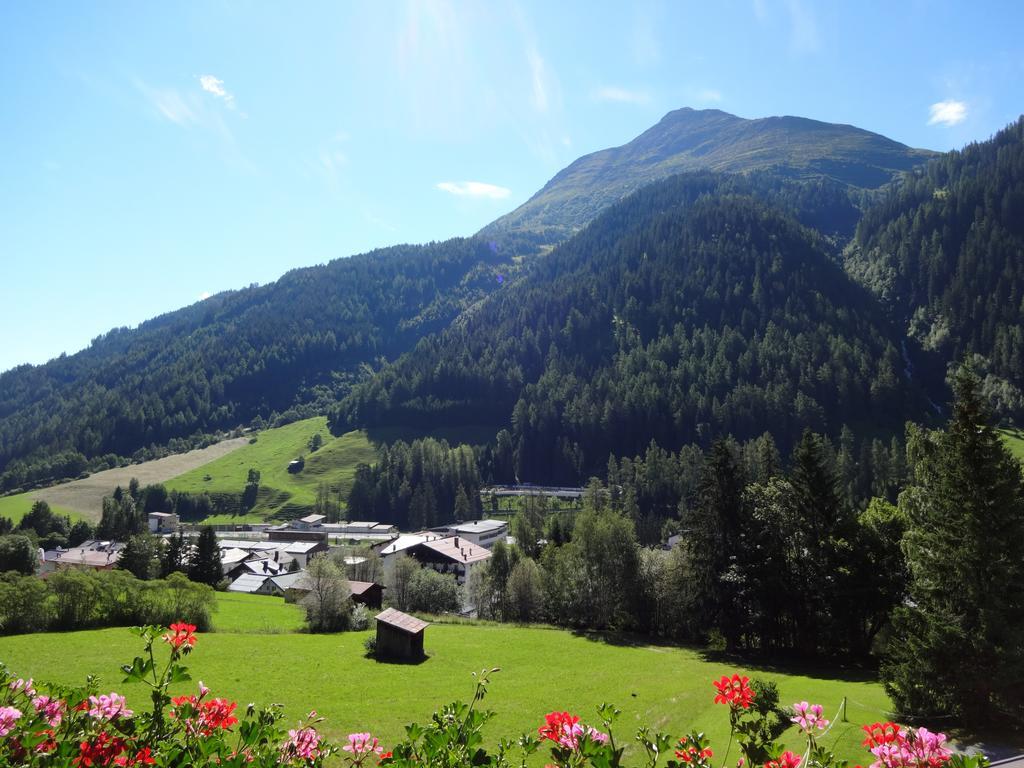 Landhaus Strolz Sankt Anton am Arlberg Ruang foto