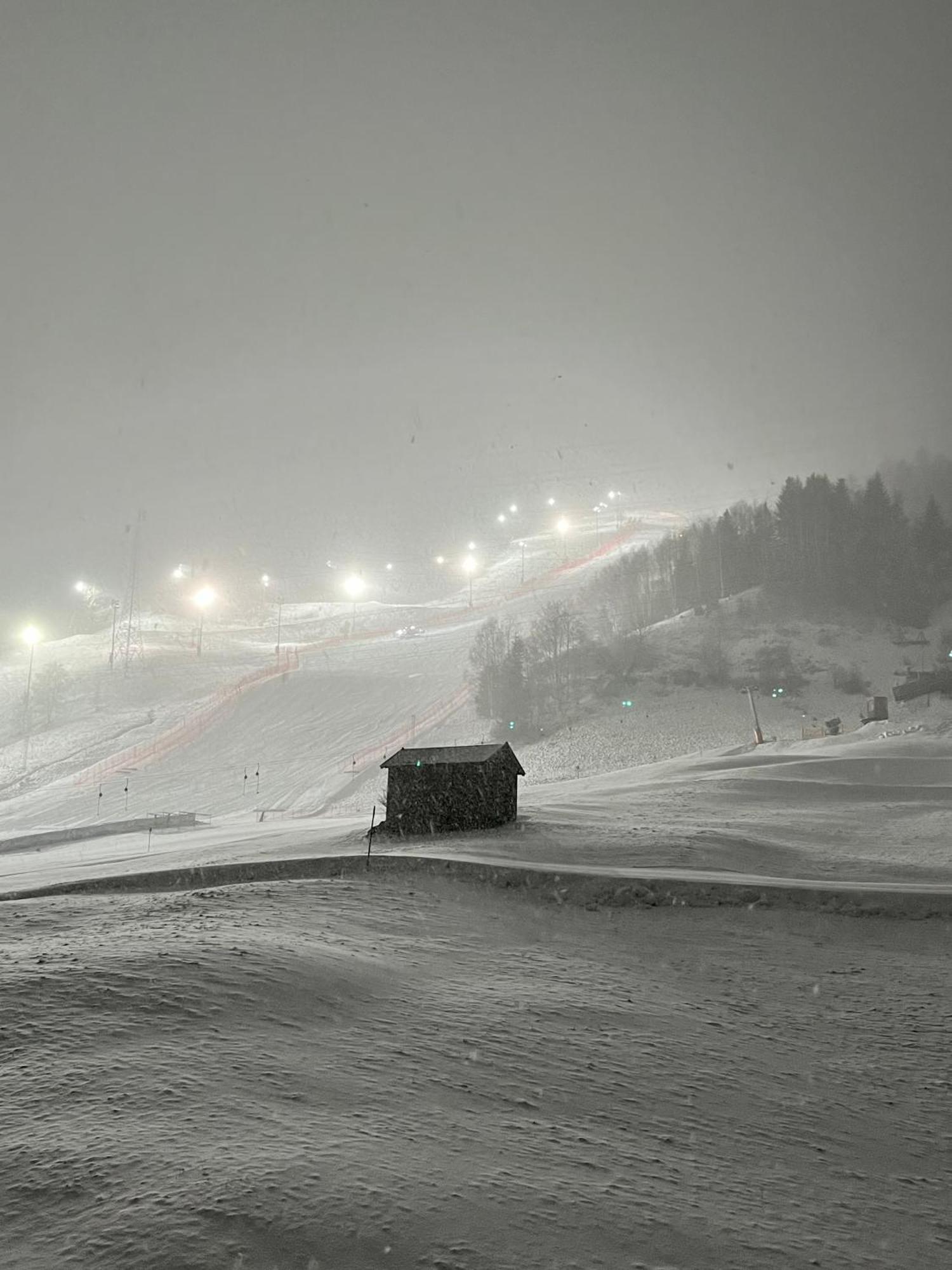 Landhaus Strolz Sankt Anton am Arlberg Bagian luar foto